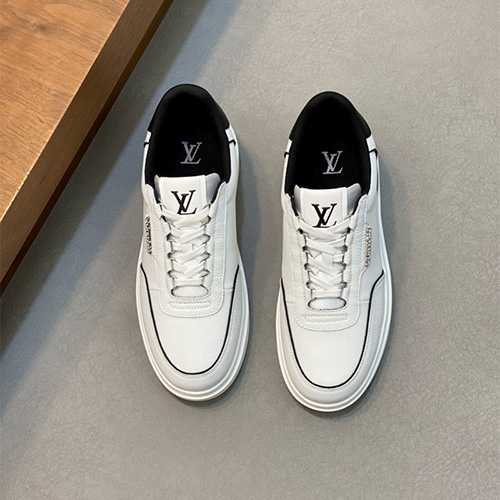 루이비통 남성용 스니커즈 L86420-1 2025/신상