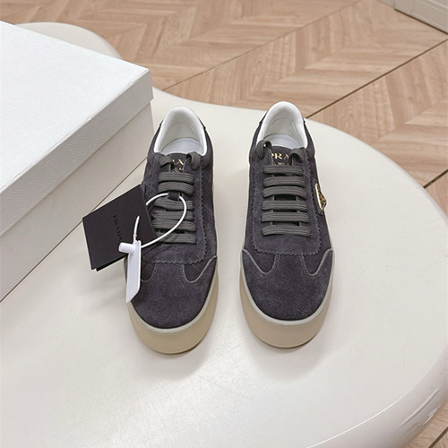 프라다 여성용 스니커즈 P67933-1 2025/신상