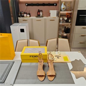 펜디 여성용 샌들 (굽높이6CM) F92536-2 2025/신상