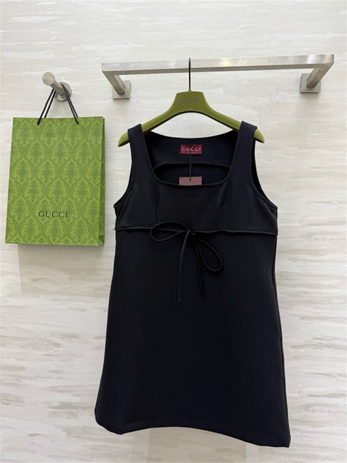 구찌 민소매 원피스 G92995 2025/신상