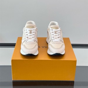 루이비통 남여공용 스니커즈 L94241-2 2025/신상