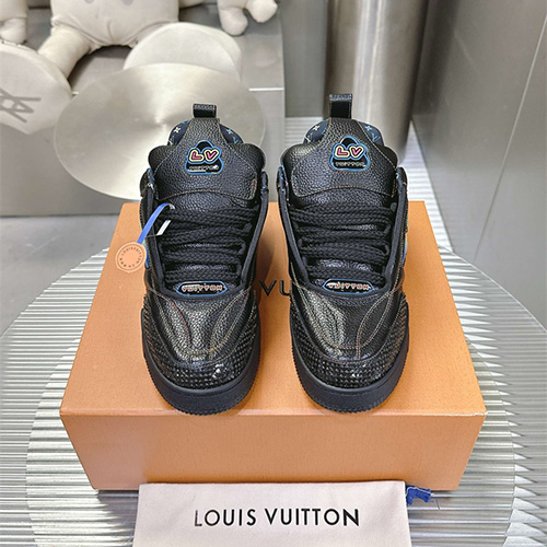 루이비통 남여공용 스니커즈 L93321-2 2025/신상