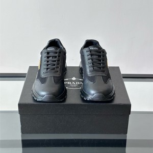 프라다 남성용 스니커즈 P98810-1 2025/신상