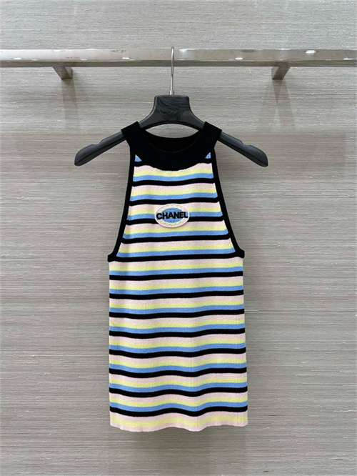 샤넬 민소매 C61999 2025/신상