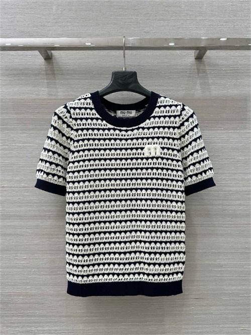 미우미우 반팔 니트 M42356 2025/신상