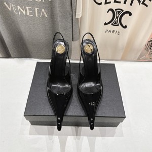 생로랑 여성용 샌들 (굽높이10.5CM) Y68887-2 2025/신상