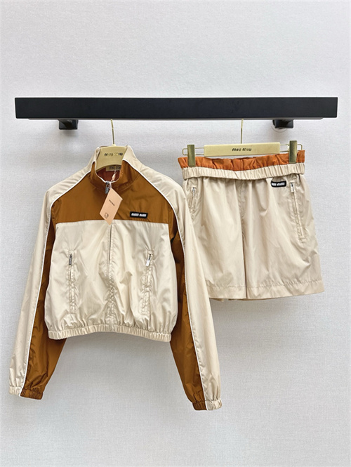 미우미우 자켓 반바지 세트 M23995 2025/신상