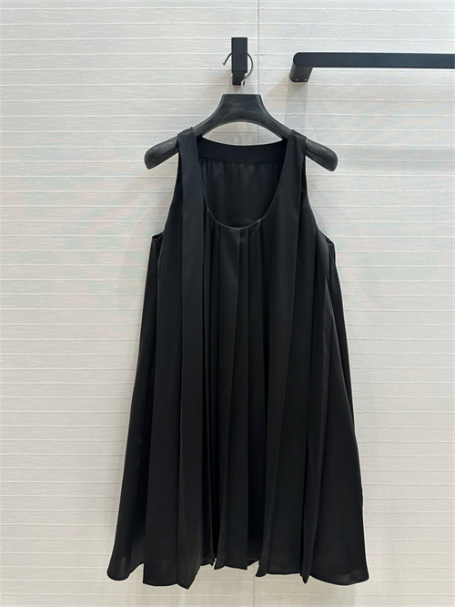 로에베 민소매 원피스 L53208 2025/신상