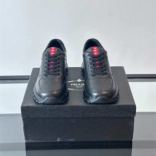 프라다 남성용 스니커즈 P97909-2 2025/신상