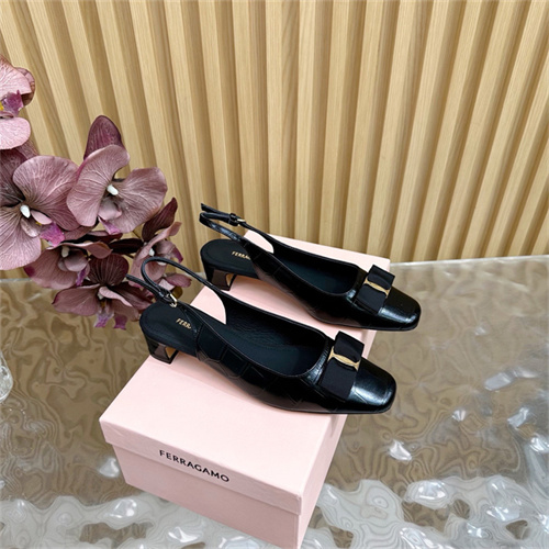 페레가모 여성용 샌들 F78095-2 2025/신상