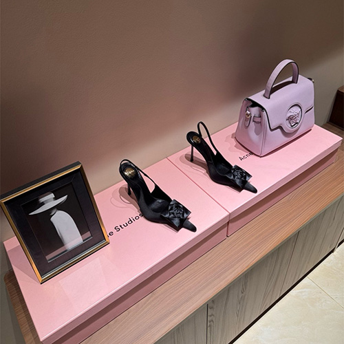 생로랑 여성용 슬리퍼 (굽높이9.5CM) Y62749-1 2025/신상