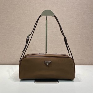 프라다 스윙 숄더백 1BC249 2025/신상