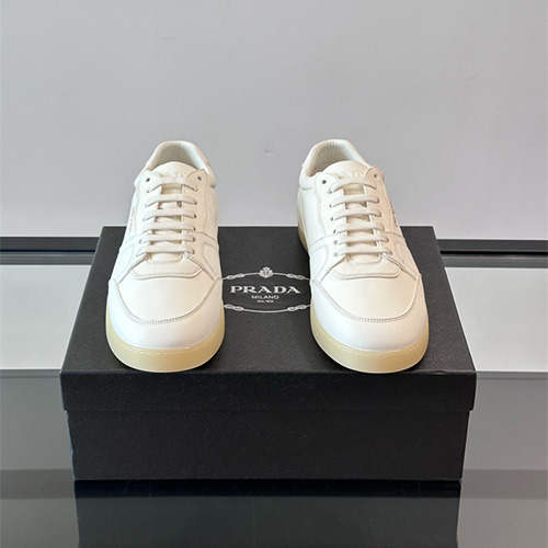 프라다 남성용 스니커즈 P97920-2 2025/신상