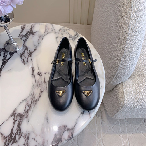 프라다 여성용 단화 P42414-1 2025/신상