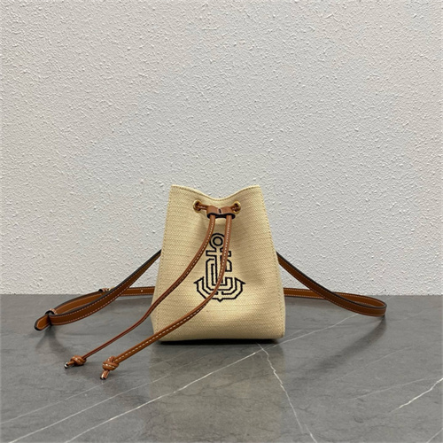 셀린느 버킷백 100742 2025/신상