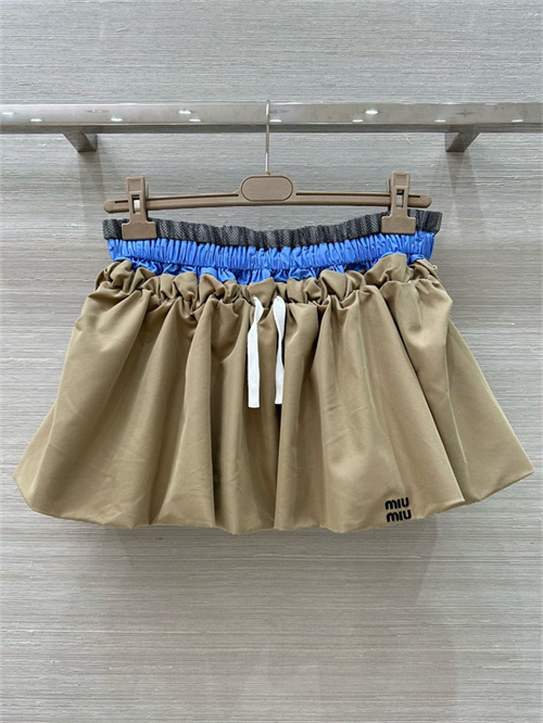 미우미우 스커트 M72556 2025/신상
