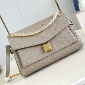 루이비통 애니타임 플랩백 M14604 2025/신상