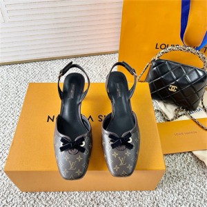 루이비통 여성용 샌들 (굽높이6CM) L78849-2 2025/신상