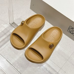 로에베 여성용 슬리퍼 L46422-2 2025/신상