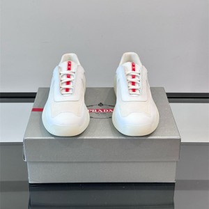 프라다 남성용 스니커즈 P90930-1 2025/신상