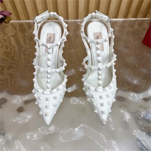 발렌티노 여성용 샌들 (굽높이9.5CM) V55563-1 2025/신상