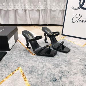 생로랑 여성용 샌들 (굽높이11CM) Y78808-1 2025/신상