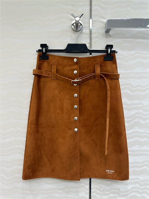 프라다 양가죽 스커트 P16608 2025/신상