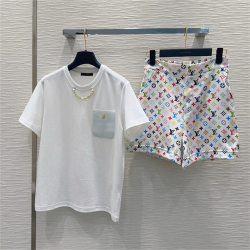루이비통 반팔 티셔츠 반바지 세트 L53306 2025/신상