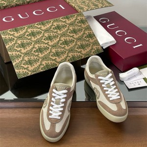구찌 남여공용 스니커즈 G32281-1 2025/신상