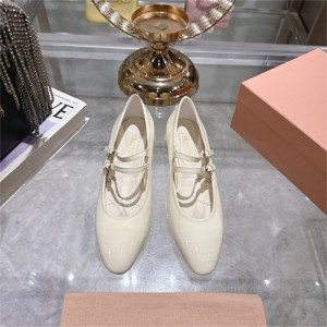 미우미우 여성용 구두 (굽높이3.5CM) M34111-2 2025/신상