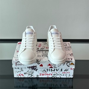 돌체앤가바나 남성용 스니커즈 D87734-1 2025/신상