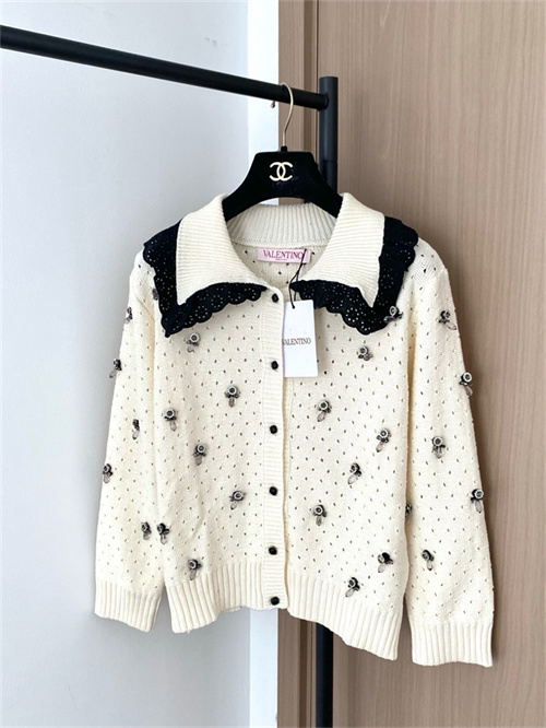 발렌티노 긴팔 가디건 V42805 2025/신상