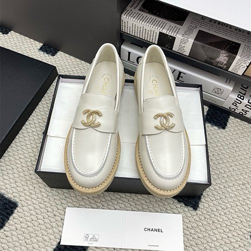 샤넬 여성용 로퍼 C77832-1 2025/신상