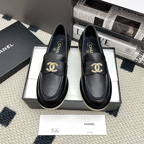 샤넬 여성용 로퍼 C77832-2 2025/신상