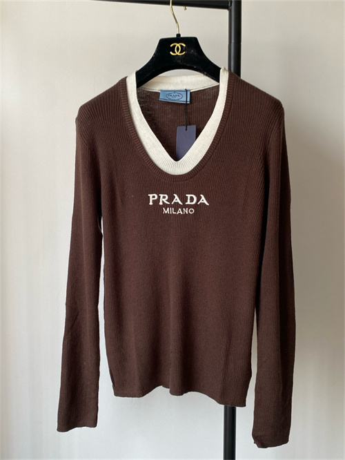 프라다 긴팔 니트 P72409 2025/신상
