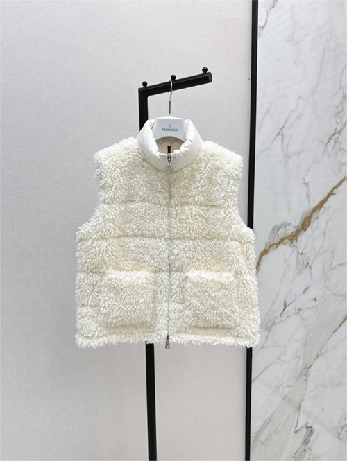 몽클레어 패딩 조끼 M54104 2025/신상