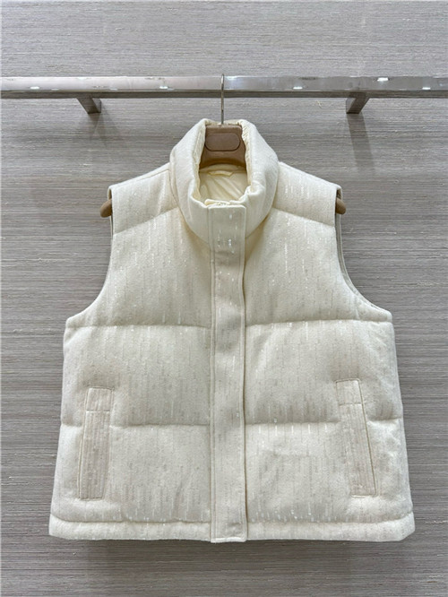 브루넬로 쿠치넬리 패딩 조끼 (충전재-거위털) B66901 2025/신상