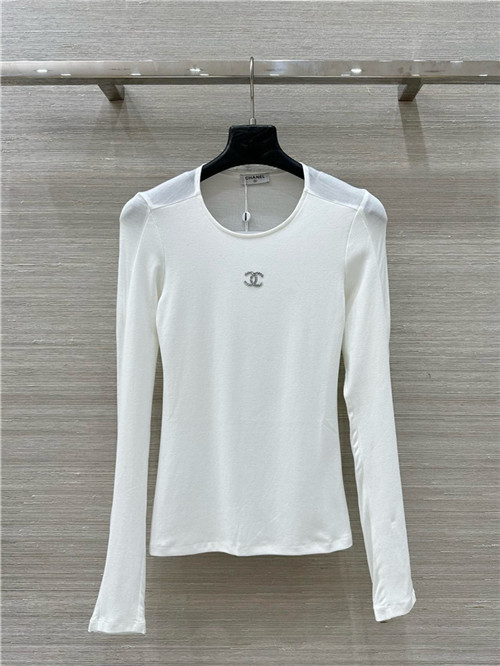샤넬 긴팔 티셔츠 C61658 2025/신상