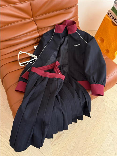 미우미우 자켓 스커트 세트 M26651 2025/신상