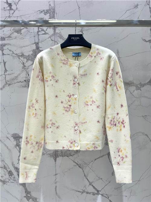 프라다 긴팔 가디건 P84107 2025/신상