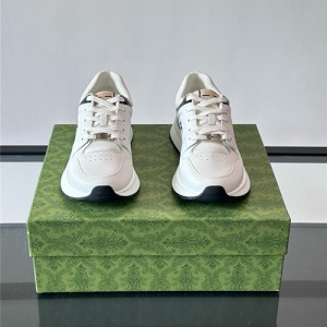 구찌 남성용 스니커즈 G85392-1 2025/신상