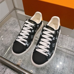 루이비통 여성용 스니커즈 L32867-2 2025/신상