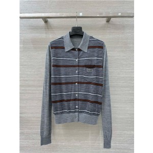 미우미우 긴팔 폴로 셔츠 M53205 2025/신상