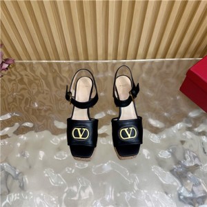 발렌티노 여성용 샌들 (굽높이8CM) V47564-2 2025/신상