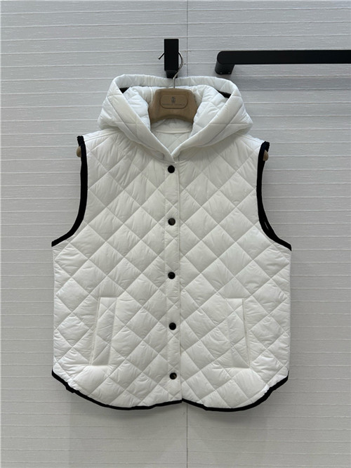 브루넬로 쿠치넬리 후드 솜 조끼 B63501 2025/신상