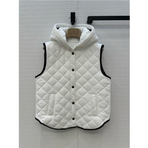 브루넬로 쿠치넬리 후드 솜 조끼 B63501 2025/신상