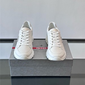 프라다 남성용 스니커즈 P99901-1 2025/신상