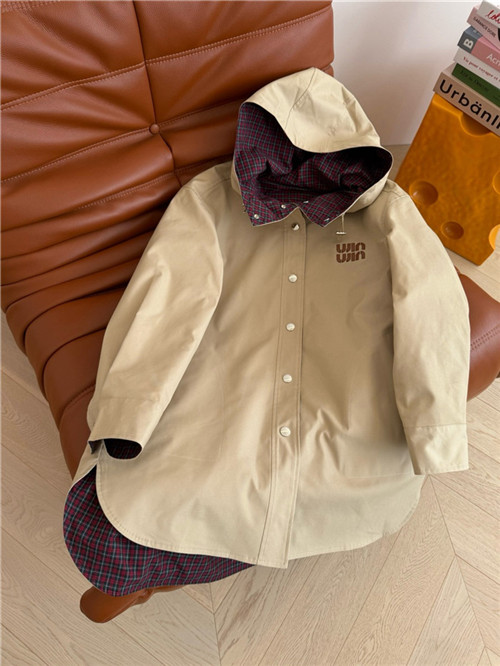 미우미우 양면 후드 자켓 M84303 2025/신상