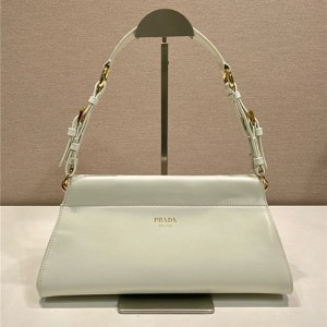 프라다 엔샤이네 미디엄 숄더백 1BC262 2025/신상