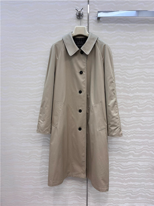 미우미우 양면 바람막이 코트 M46505 2025/신상